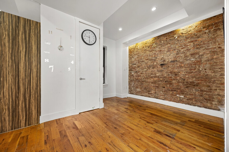 More Photos Of 1935 Bergen St, Brooklyn Apartments For Sale