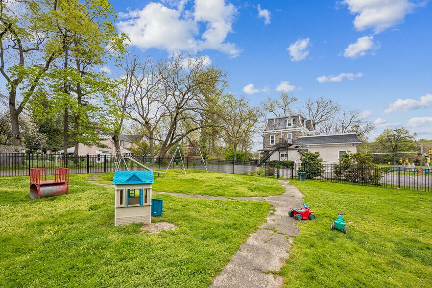 More Photos Of 616 Meetinghouse Rd, Jenkintown Schools For Sale