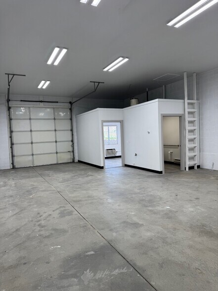 More Photos Of 1292-1308 W 635 S, Orem Unknown For Lease
