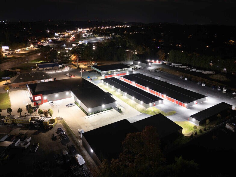 More Photos Of 4915 Highway 58, Chattanooga Self Storage For Sale