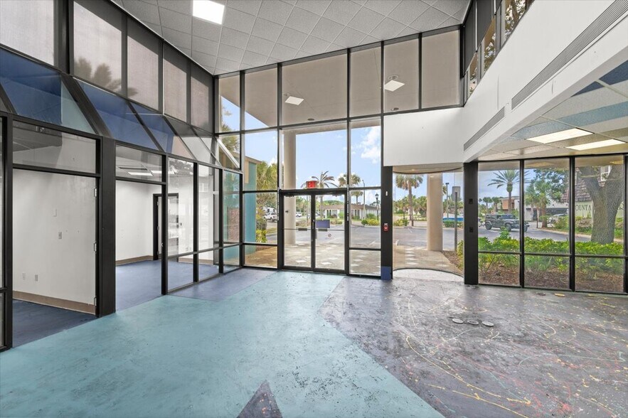 More Photos Of 128 E Granada Blvd, Ormond Beach Medical For Sale