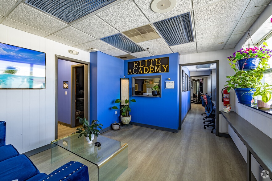 More Photos Of 160 Belmont Ave, Garfield Manufacturing For Sale