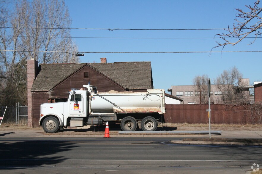 More Photos Of 2775 Valmont Rd, Boulder Warehouse For Lease