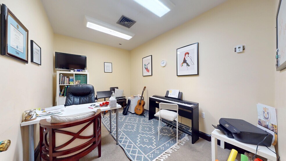 More Photos Of 1 Sprague St, Revere Loft Creative Space For Sale