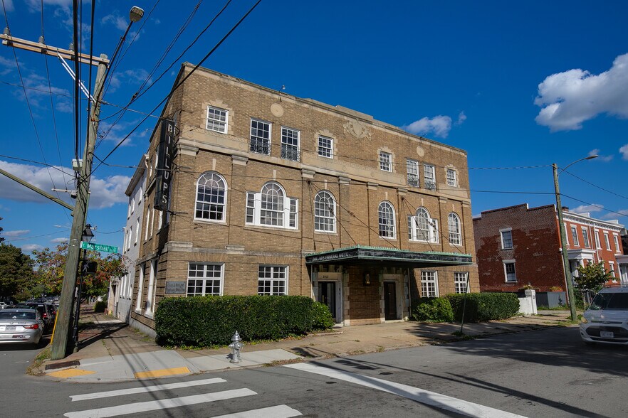 More Photos Of 2500 E Marshall St, Richmond Office For Lease