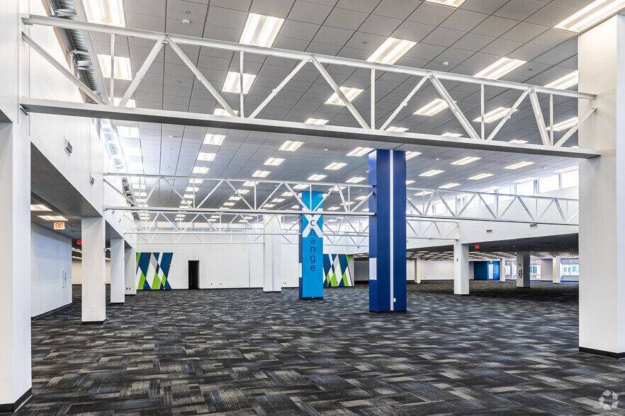 More Photos Of 6800 W 115th St, Overland Park Coworking Space