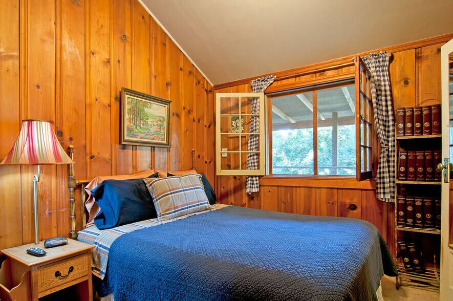More Photos Of 2600 Rogue River Hwy, Grants Pass Hospitality For Sale