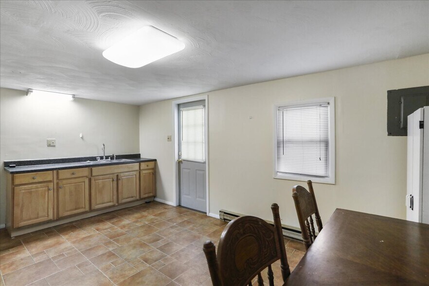 More Photos Of 339 Frederick St, Cumberland Multifamily For Sale