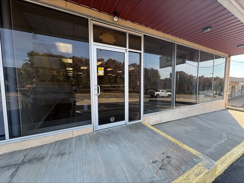 More Photos Of 3030 Kettering Blvd, Moraine General Retail For Sale