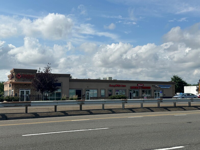 Primary Photo Of 1280 Broadhollow Rd, Farmingdale General Retail For Lease