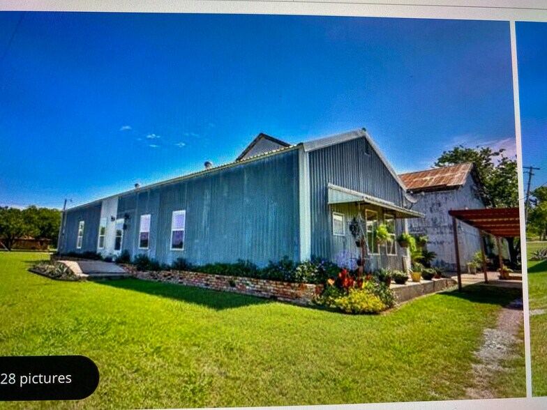 More Photos Of 202 N Ashwood Ave, Marietta Specialty For Sale