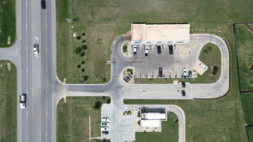 More Photos Of 2196 N Main St, Newcastle Carwash For Sale