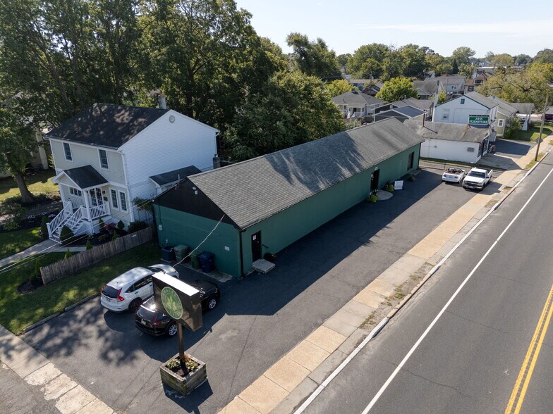 More Photos Of 500 Rt-35 S, Neptune Freestanding For Sale