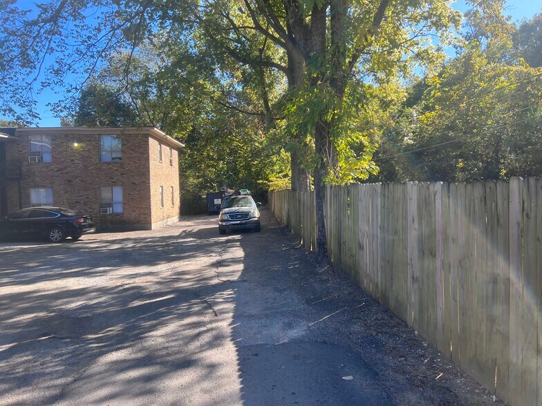 More Photos Of 1350 Willie Mitchell, Memphis Apartments For Sale