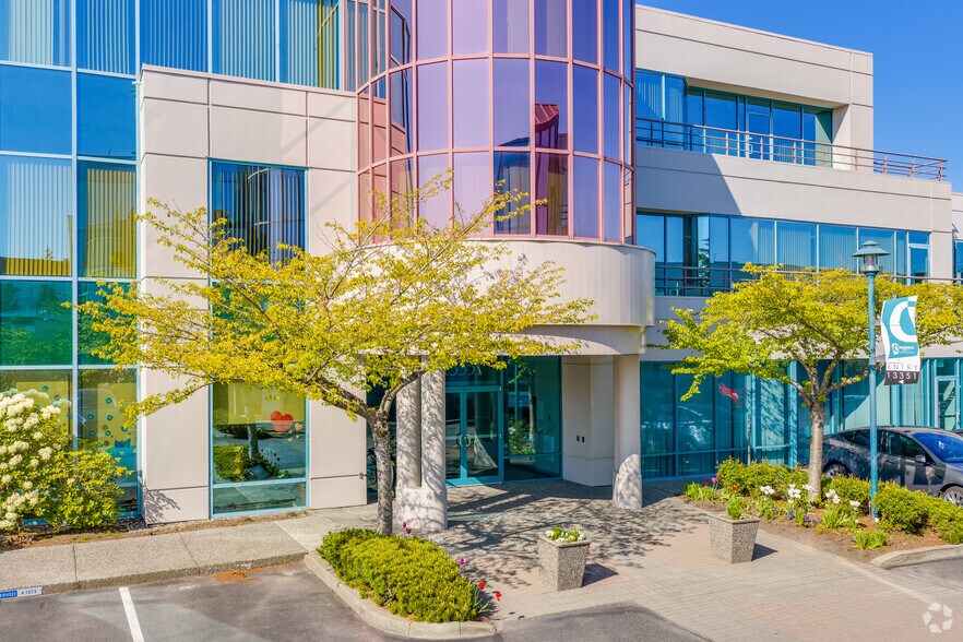 More Photos Of 13351 Commerce Pky, Richmond Office For Lease