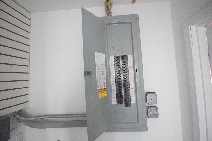 More Photos Of 1950 N Federal Hwy, Pompano Beach Unknown For Lease