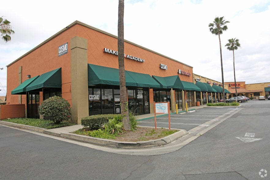 More Photos Of 665 N Tustin St, Orange General Retail For Lease