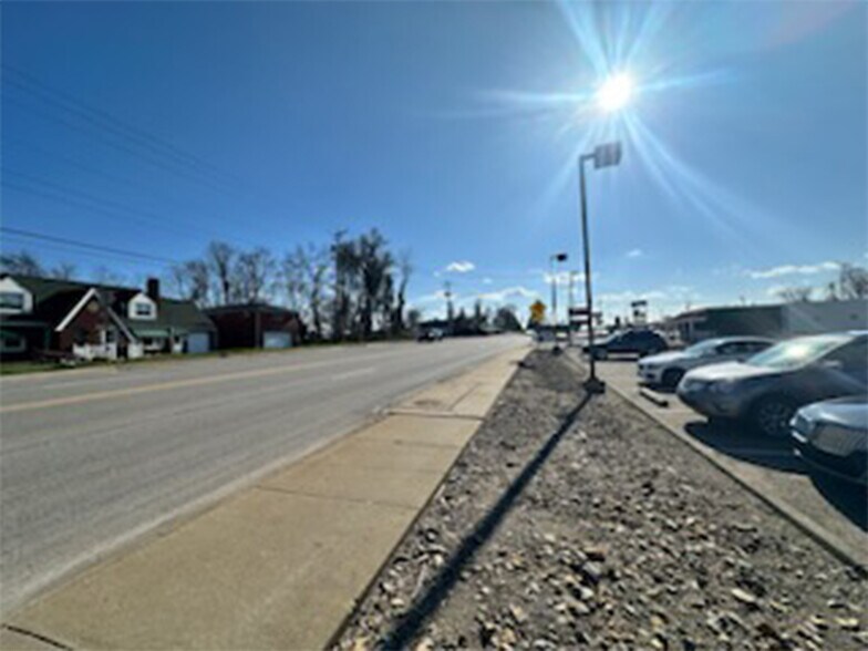 More Photos Of 4525 Sunset Blvd, Steubenville Storefront Retail Office For Lease