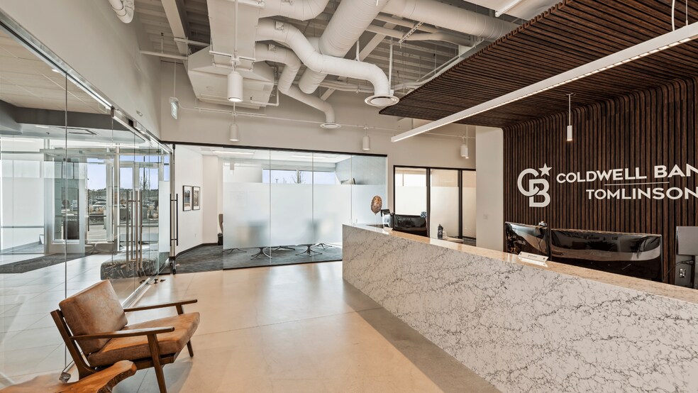 More Photos Of 2512 W Navigator Dr, Meridian Office For Lease