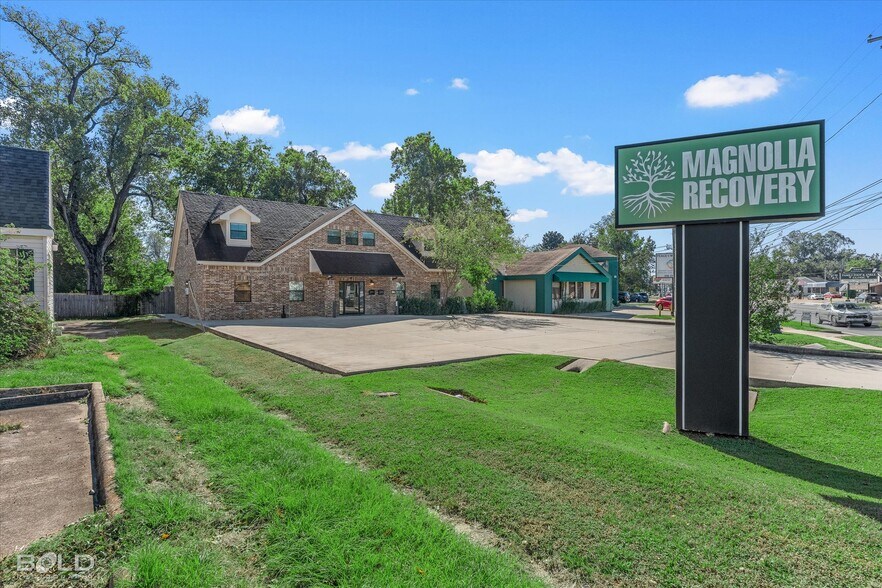 More Photos Of 3605 Youree Dr, Shreveport Office For Sale