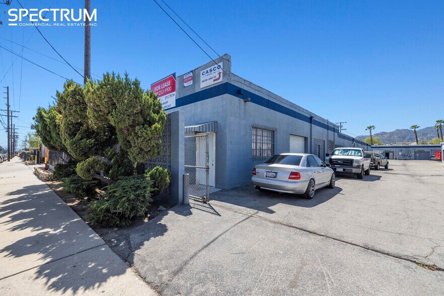 More Photos Of 10035-10043 Canoga Ave, Chatsworth Warehouse For Sale
