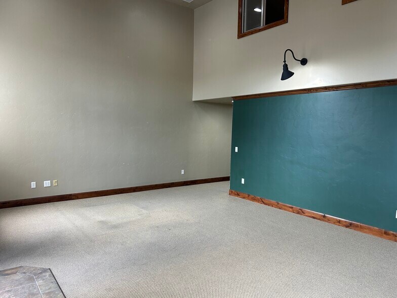 More Photos Of 750 W Quinn Rd, Pocatello Medical For Sale