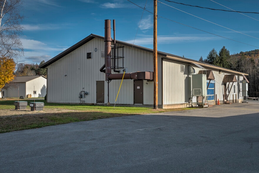 More Photos Of 867 Route 12, Westmoreland Flex For Lease