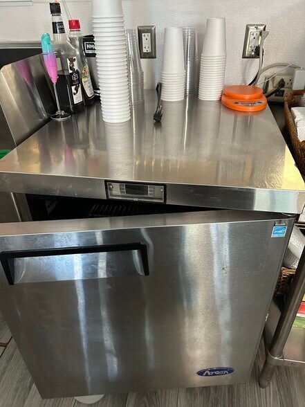 More Photos Of 901 Abernathy Rd, Sandy Springs Apartments For Sale