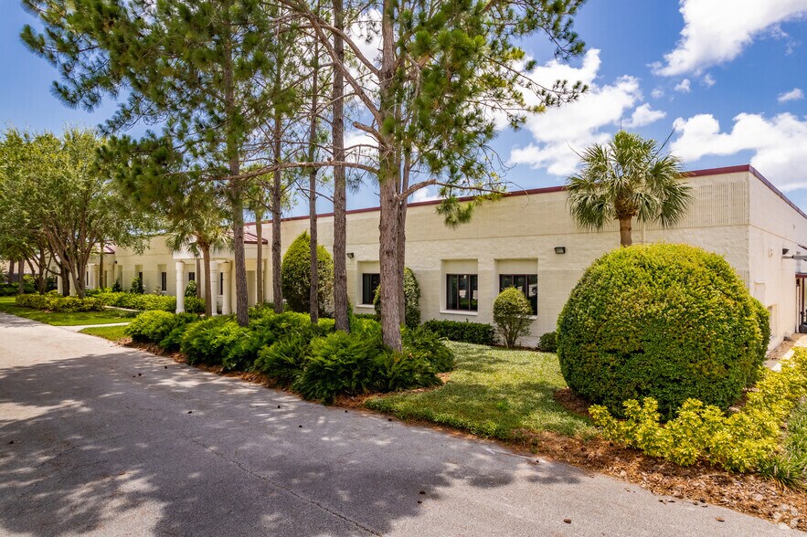 More Photos Of 7935 114th Ave, Largo Unknown For Lease