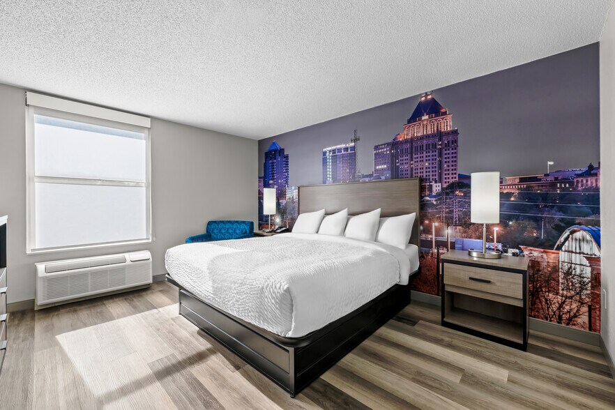 More Photos Of 1202 Liberty Rd, High Point Hotel For Sale