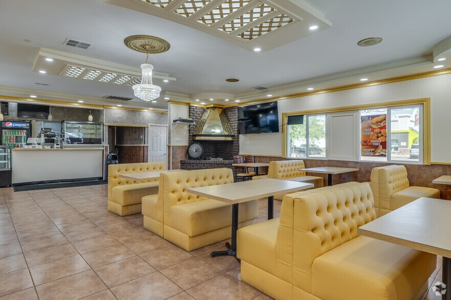 More Photos Of 7830 N 19th Ave, Phoenix Restaurant For Sale