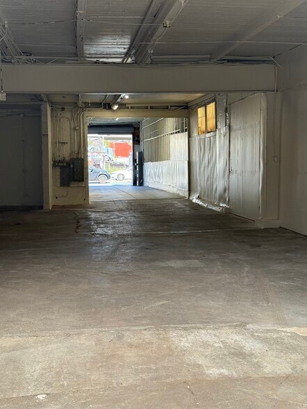 More Photos Of 2414 San Bruno Ave, San Francisco Flex For Lease