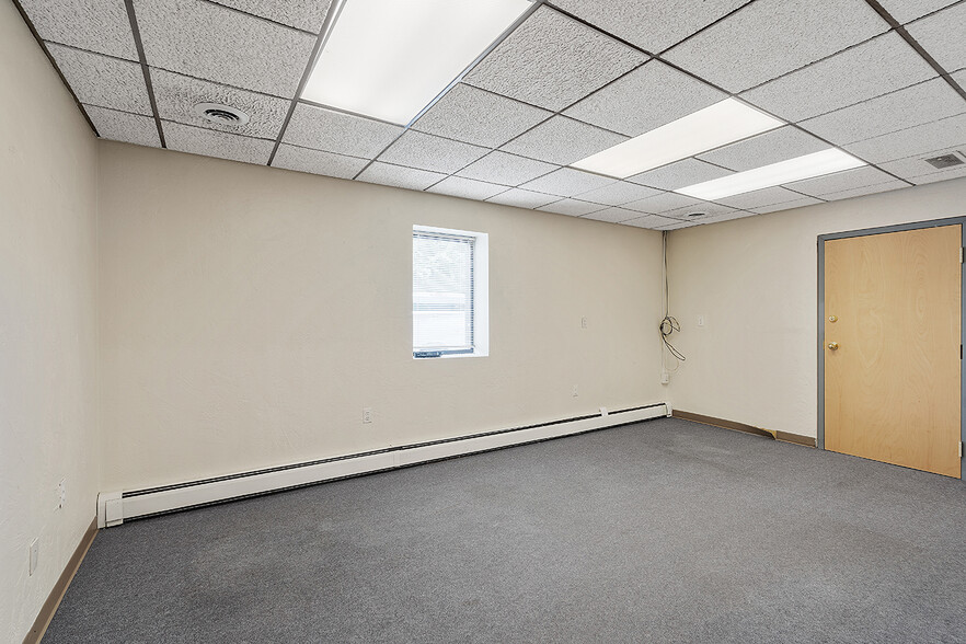 More Photos Of 2884 Industrial Blvd, Bethel Park Coworking Space