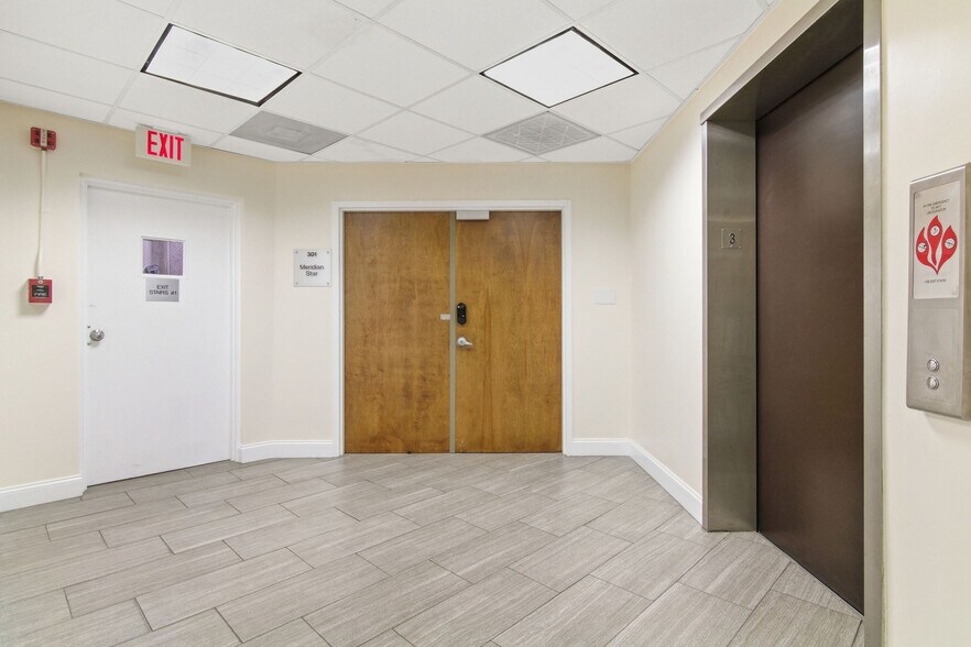 More Photos Of 1640 W Oakland Park Blvd, Fort Lauderdale Office For Sale