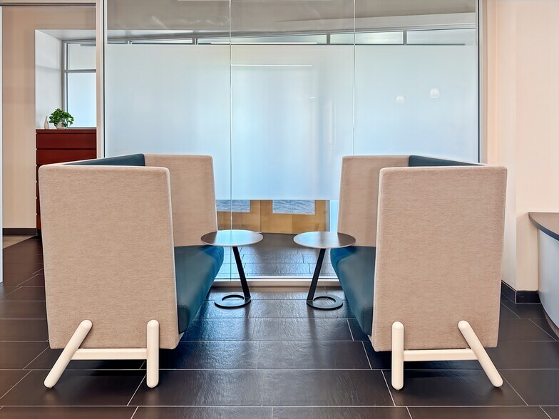 More Photos Of 1264 Hawks Flight Ct, El Dorado Hills Coworking Space