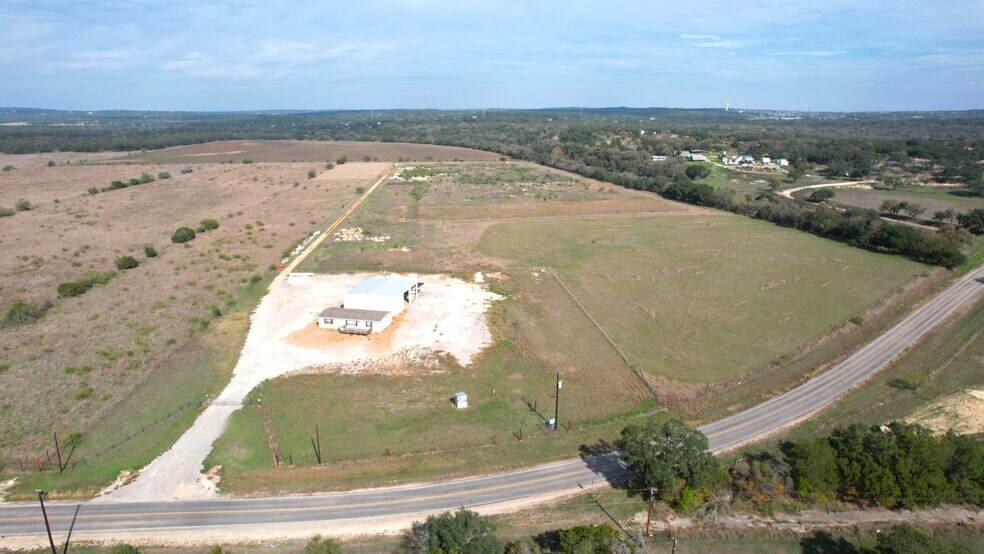 More Photos Of 3153 W Ammann Rd, Bulverde Flex For Sale