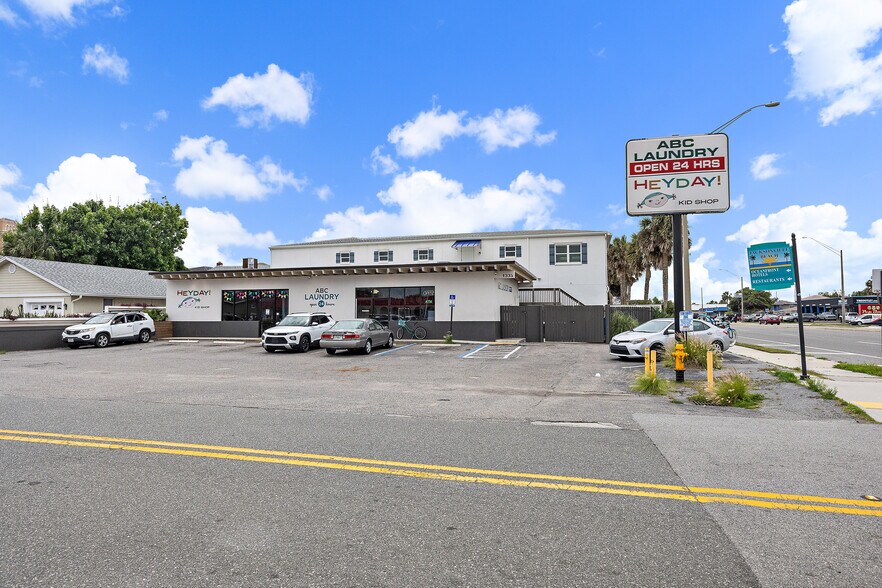 Primary Photo Of 1333 3rd St N, Jacksonville Beach Freestanding For Lease