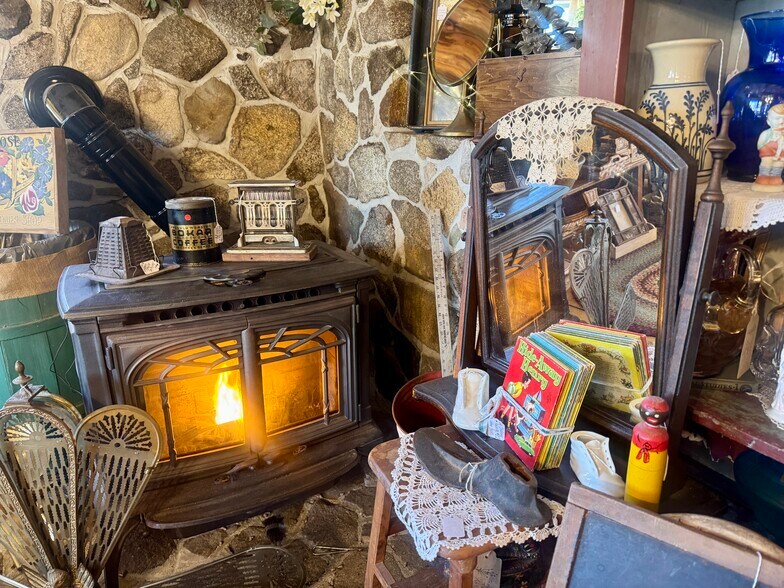 More Photos Of 2659 NH Route 16, Albany General Retail For Sale