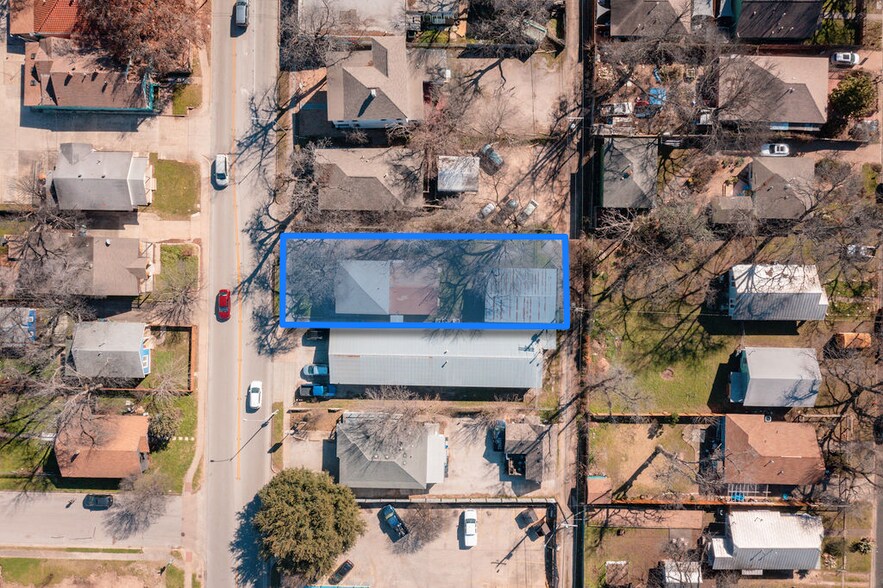 More Photos Of 2117 E Cesar Chavez St, Austin Office Residential For Sale