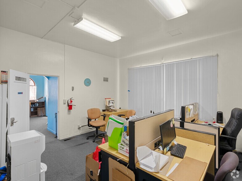 More Photos Of 652-670 E Santa Clara St, San Jose Medical For Sale