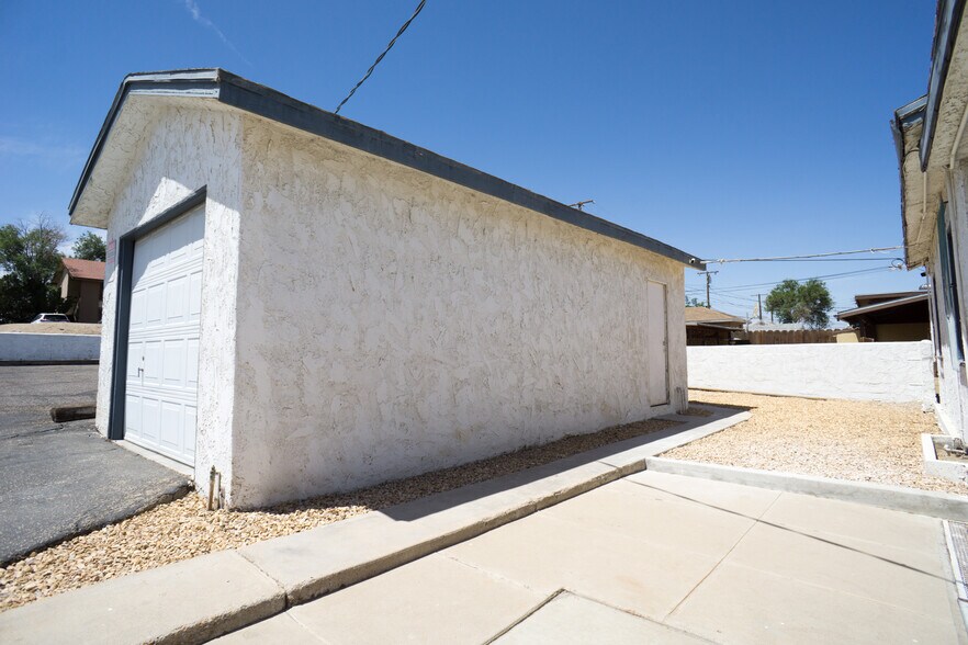 More Photos Of 128 E Buena Vista St, Barstow Office For Lease