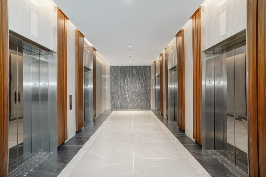 More Photos Of 333 Commerce St, Nashville Loft Creative Space For Lease