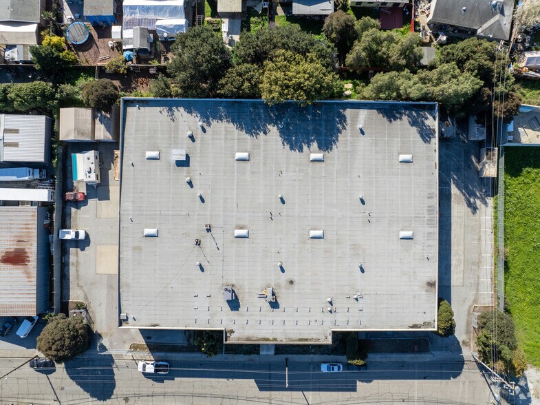 More Photos Of 351 Demeter St, East Palo Alto Warehouse For Lease