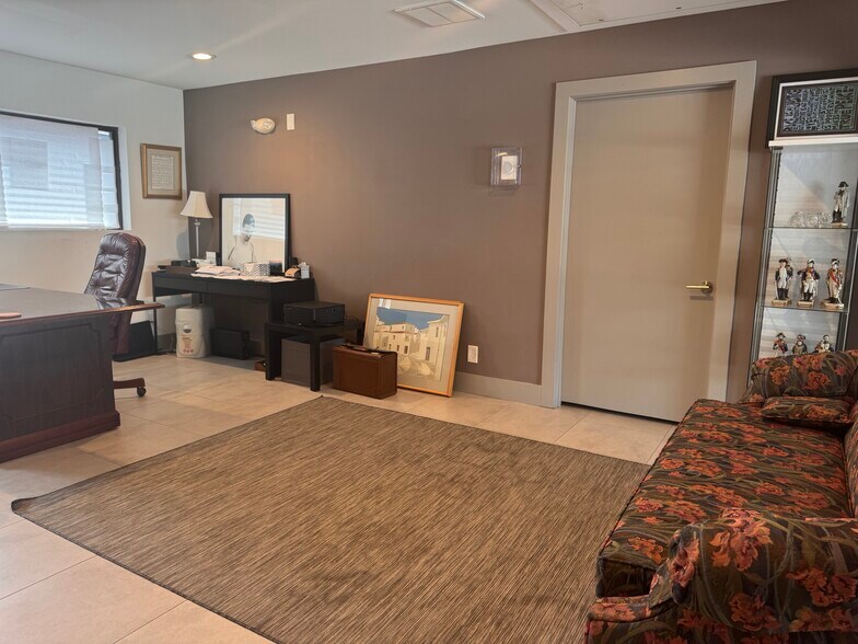 More Photos Of 4739 Merwin St, Houston Office For Lease