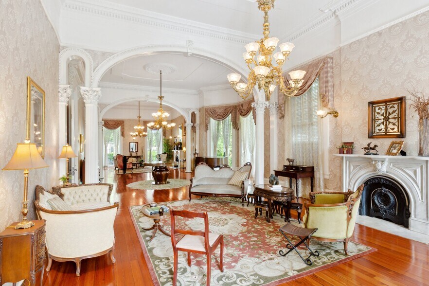 More Photos Of 1410 Jackson Ave, New Orleans Lodge Meeting Hall For Sale