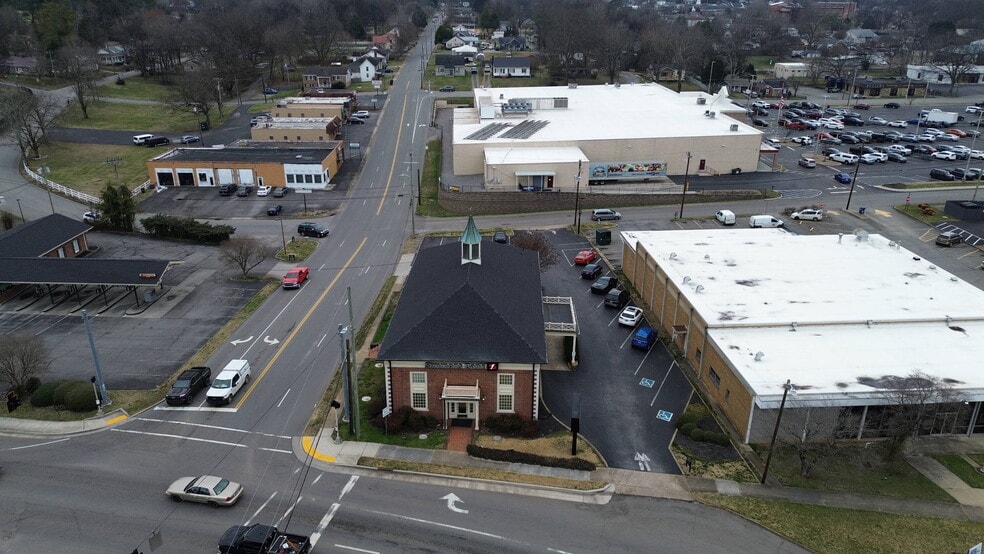 More Photos Of 2 Park St, Athens Office For Sale