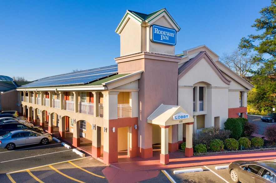 Primary Photo Of 1132 Route 73, Mount Laurel Hotel For Sale