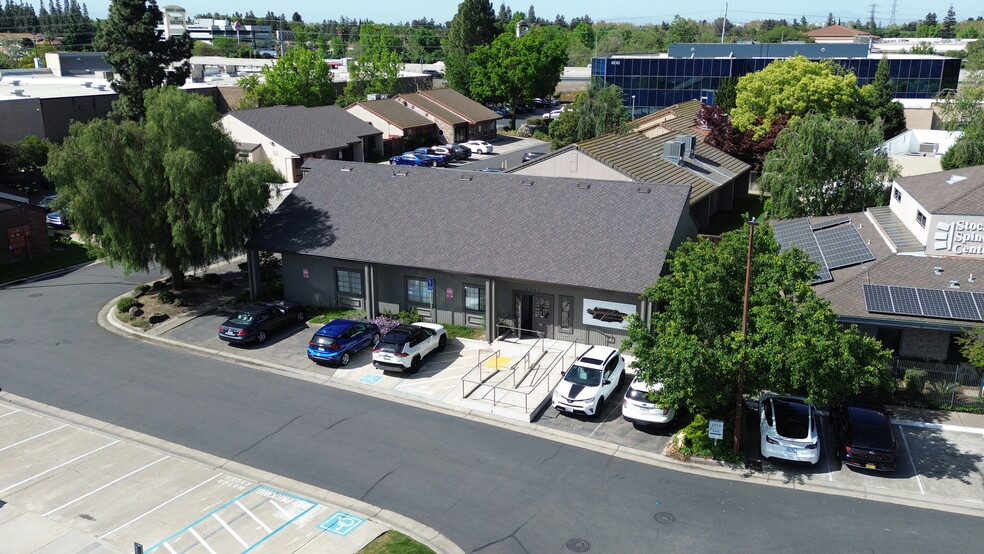 Primary Photo Of 4629 Quail Lakes Dr, Stockton Office For Lease