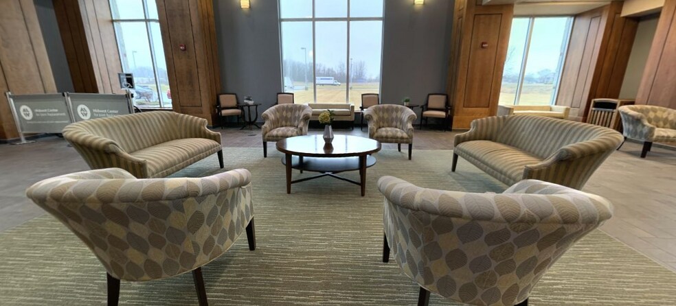 More Photos Of 6920 Gatwick Dr, Indianapolis Medical For Lease