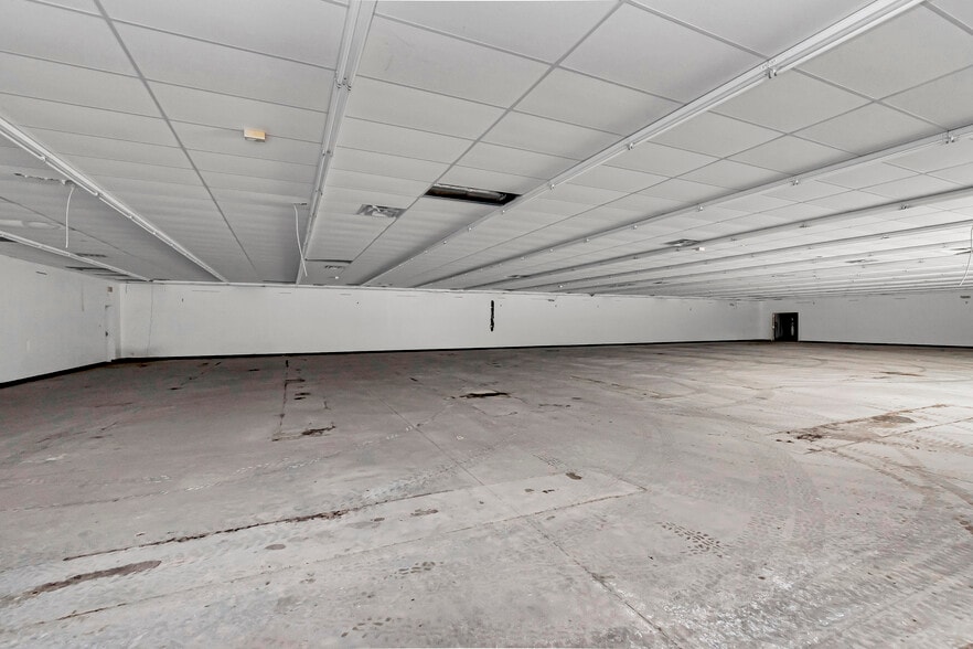 More Photos Of 3939 Choctaw Dr, Baton Rouge Freestanding For Sale